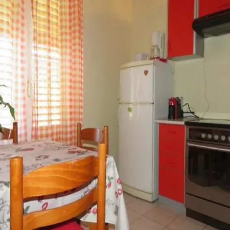 Apartment One Bedroom With Balcony 2 *